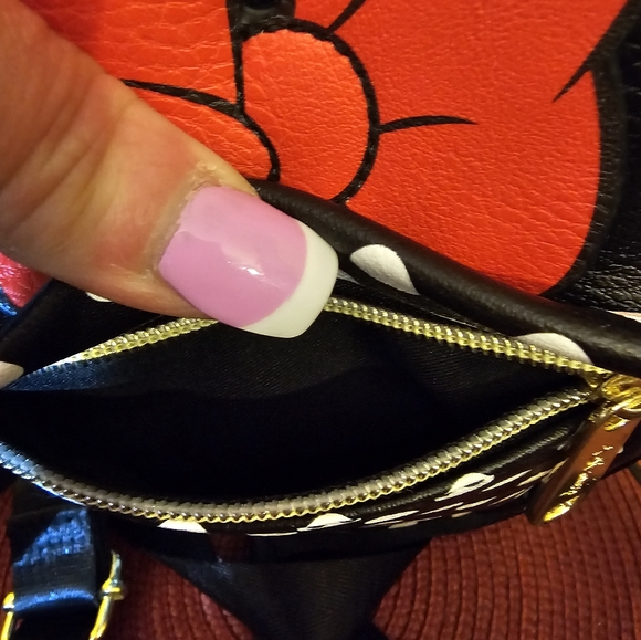 Minnie Mouse NWOT Buckle Down Bags Crossbody Bag Polka Dot Y2K Blk White Red - Picture 12 of 12
